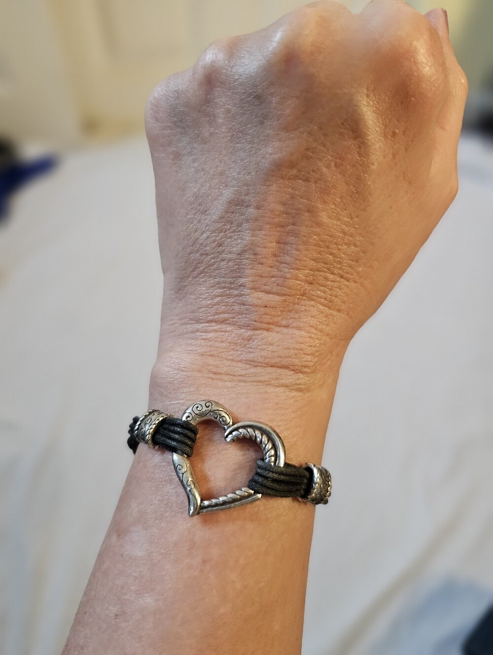 Brighton Heritage Heart Bracelet Retired Black Cord Silver Plated Adjustable - Picture 6 of 9